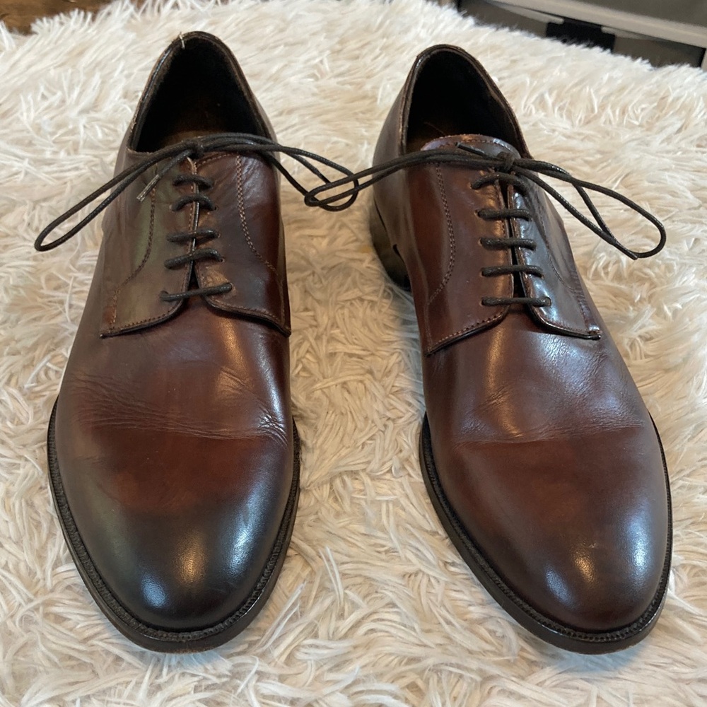 Elegant Brown Leather Men's Oxfords